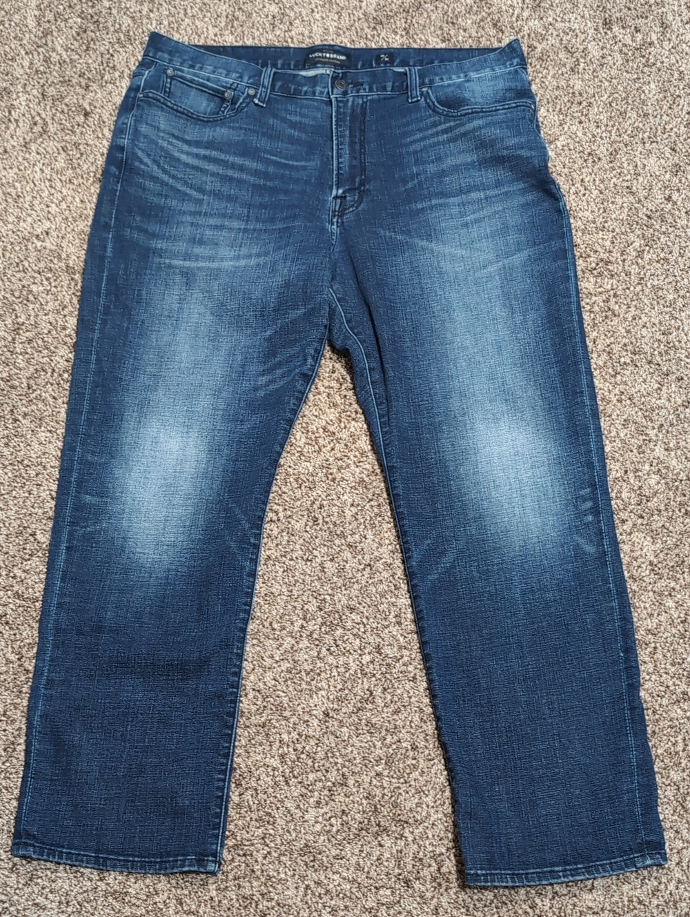 Lucky Brand 363 Vintage Straight Size 38x30